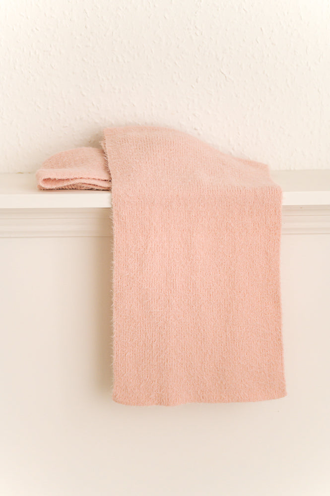 Blush Fluffy Rib Wrap