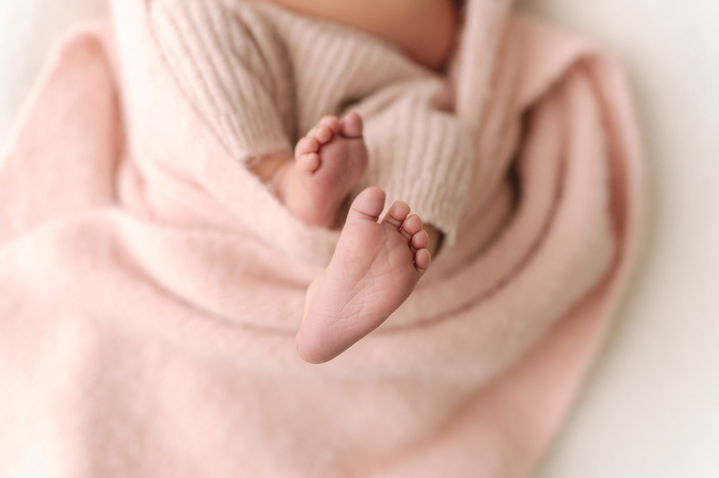 Blush Fluffy Rib Wrap